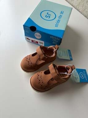 Stride Rite 360 Girls Cheyenne Mary Jane Flat Shoes, Tan, Size 5M